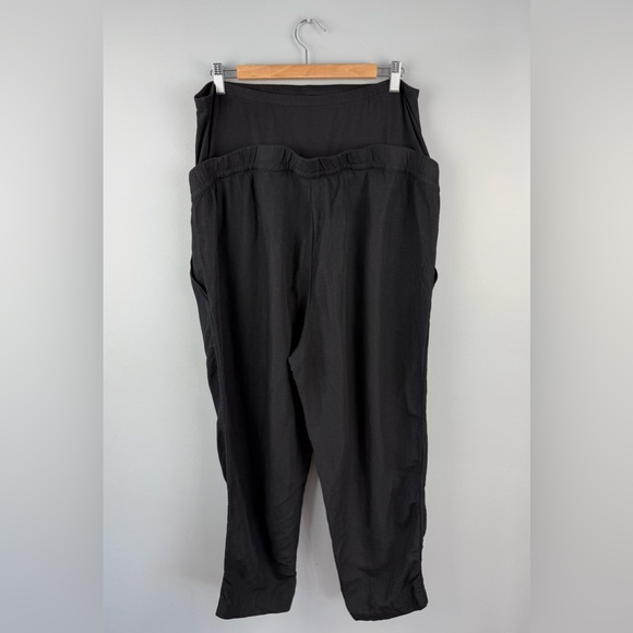 H&M Mama Black Drawstring Joggers - Picture 2 of 3